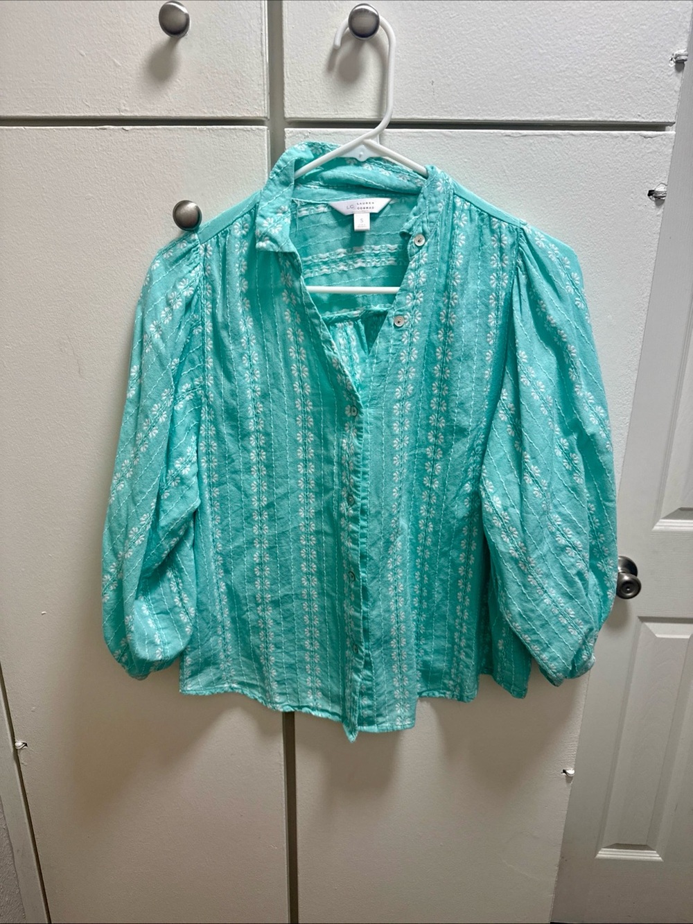 LC Lauren Conrad Turquoise Embroidered Boho Blouse Small